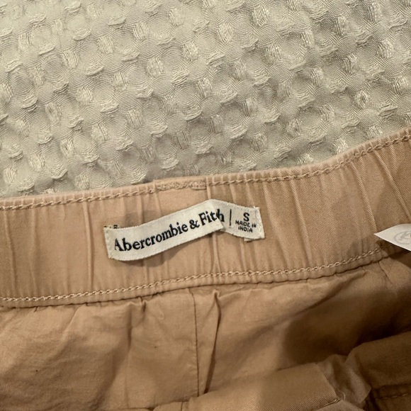 Abercrombie & Fitch Co-Ord Pleated Chino Mini Skirt skort Schoolgirl Y2K in Tan - Picture 4 of 6
